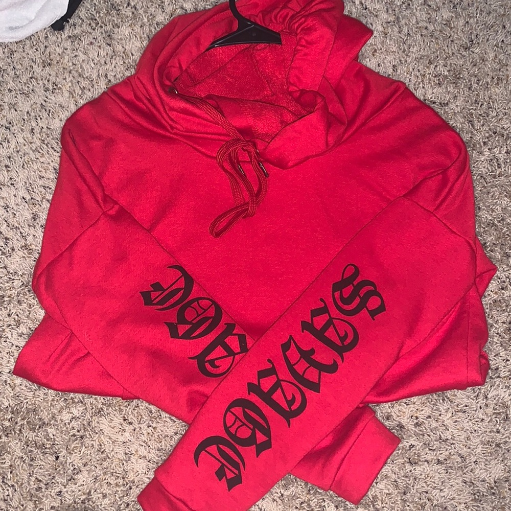 “Savage” cropped hoodie